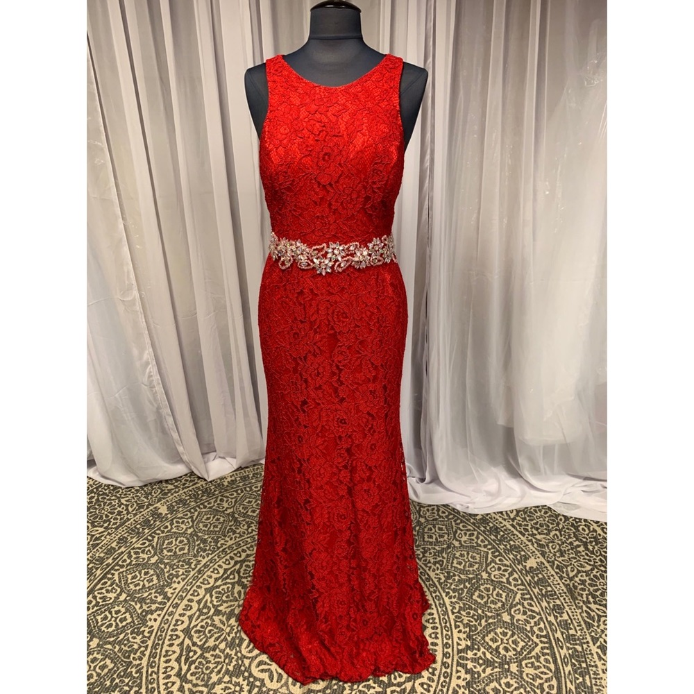 Red Lace Elegant Dress ❤️